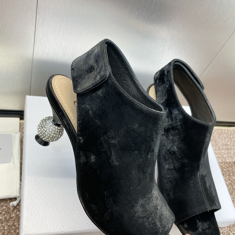 ch**an D*or high heels